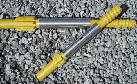 qualità  Rock Drilling Rig T38 T45 T51 GT60 Coupling Sleeves for Mining Rock Drilling Coupling sleeve fabbrica